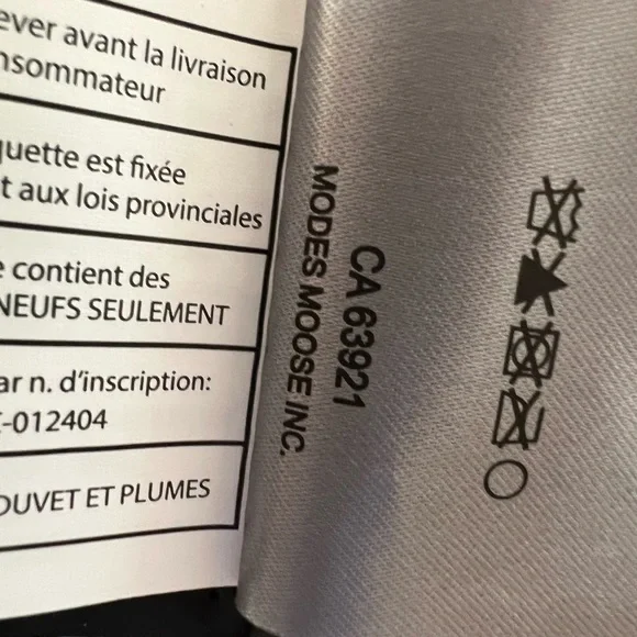 BNWT Moose Knuckles Westmore Wool-blend Down Jacket - Picture 10 of 16